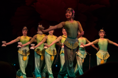 BJ-beijing-acrobats9-2000