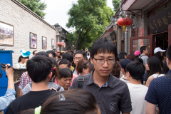 PEOP-hutong-shops6-crowds-2000